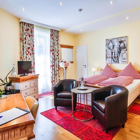 Hotel Zum Goldenen Loewen Baden-Baden Eksteriør billede