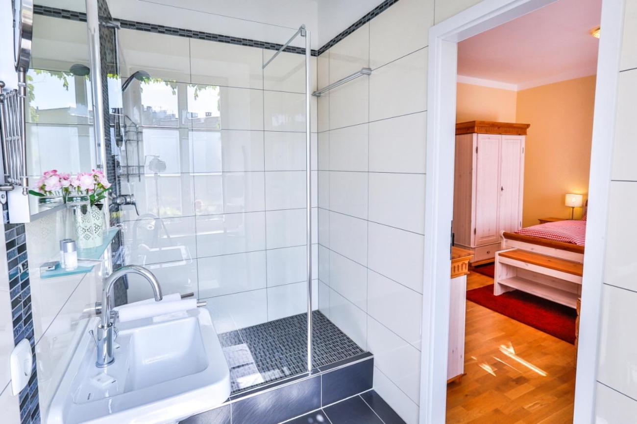 Hotel Zum Goldenen Loewen Baden-Baden Værelse billede