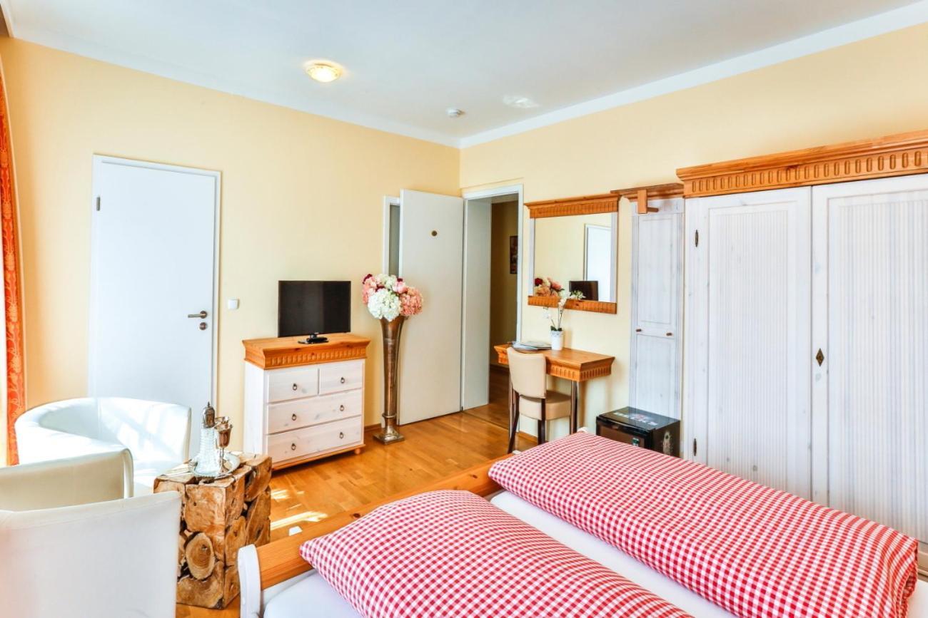 Hotel Zum Goldenen Loewen Baden-Baden Eksteriør billede